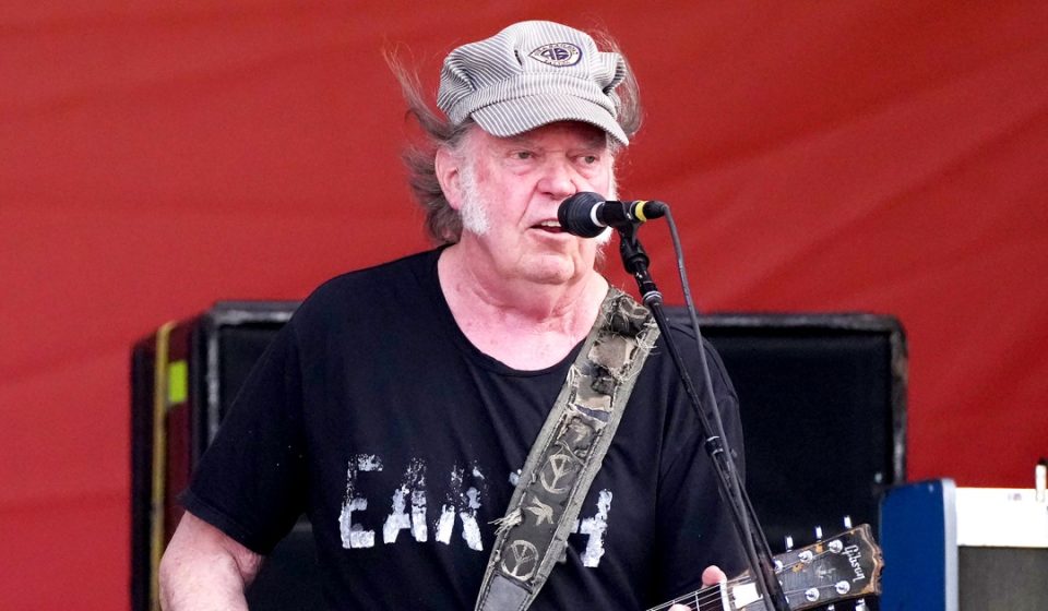 Neil Young files suit for second time over Trump’s use of ‘Rockin’ in the Free World’ Neil Young files suit for second time over Trump's use of 'Rockin' in the Free World'