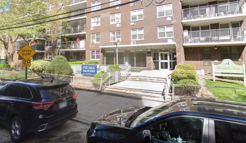 Woman dead, baby seriously injured after plunging from Bronx apartment; police are looking for her ex-boyfriend