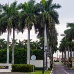 Trump wants to make his West Palm Beach golf club a permanent presidential retreat