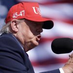 Trump says federal officials who leak to media 'should be shot'