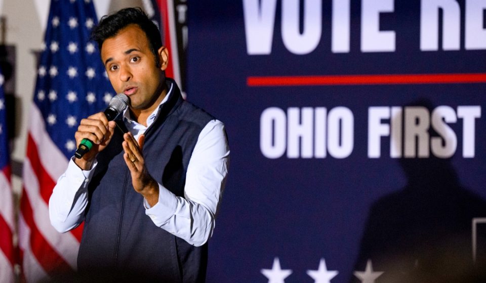 'I would never have done that': Vivek Ramaswamy supporters slam his controversial ad - NBC News