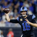 NFL Week 7: A division duel in Detroit, and Aaron Rodgers continues to win