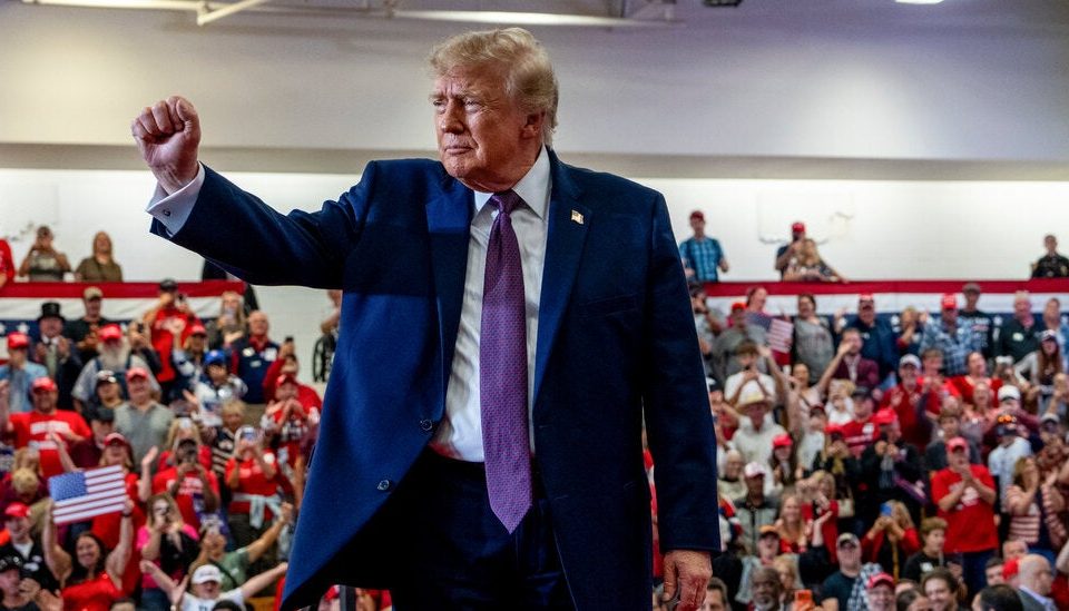 Midterm election live updates: Trump travels to South Carolina to rally Republicans