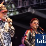 Beach Boys' Mike Love returns to stage despite 'serious health problems' | Beach Boys