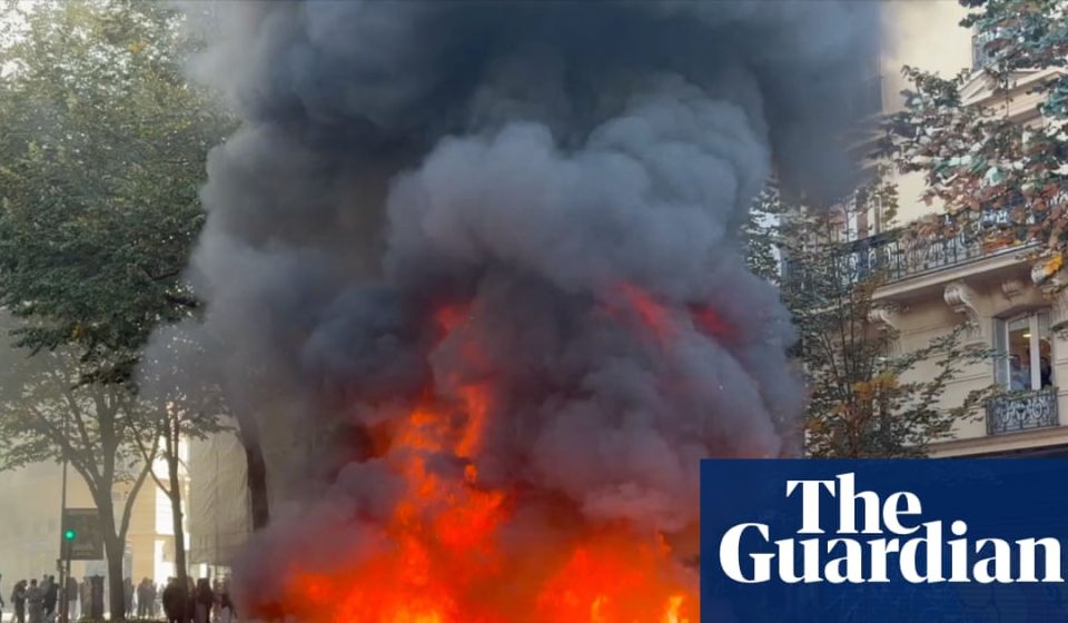 France school protests escalate into 'urban violence' as PM calls crisis cabinet meeting | France