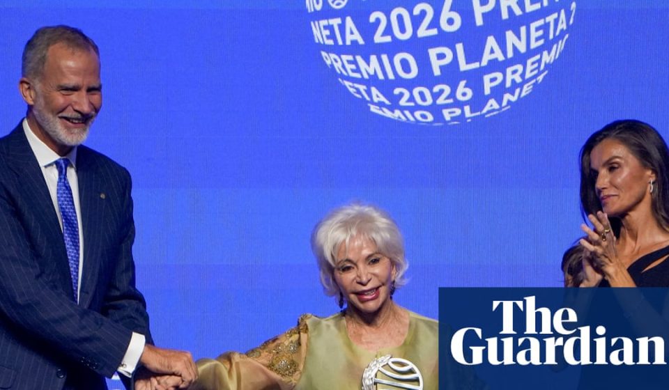 Isabel Allende wins million-euro Spanish literary prize under pseudonym | Isabelle Allende