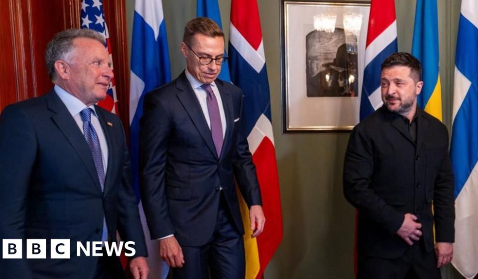 Zelensky says US intelligence sharing 'works now' after talks with Trump envoy in Oslo - BBC News Africa
