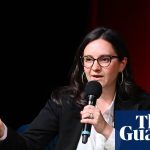 Embattled CBS frontman Bari Weiss downplays concerns about 60 Minutes' low ratings | CBS
