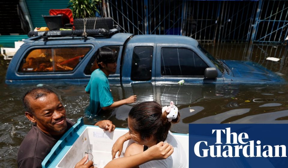 Bangkok at breaking point as floods turn streets into stagnant lakes | Extreme weather conditions