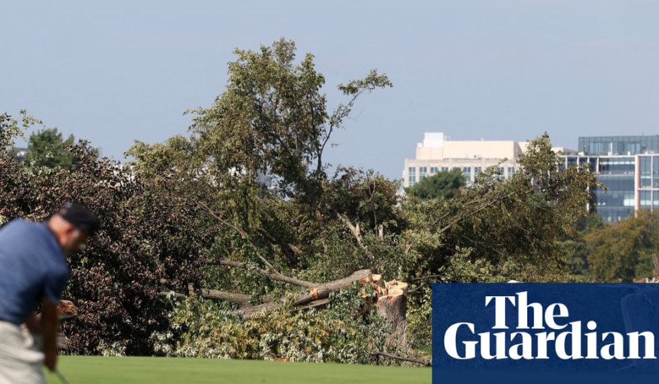 Trump says ‘restoration’ of DC golf course to begin despite judge’s order to halt projects | Donald Trump Trump says 'restoration' of DC golf course to begin despite judge's order to halt projects | Donald Trump