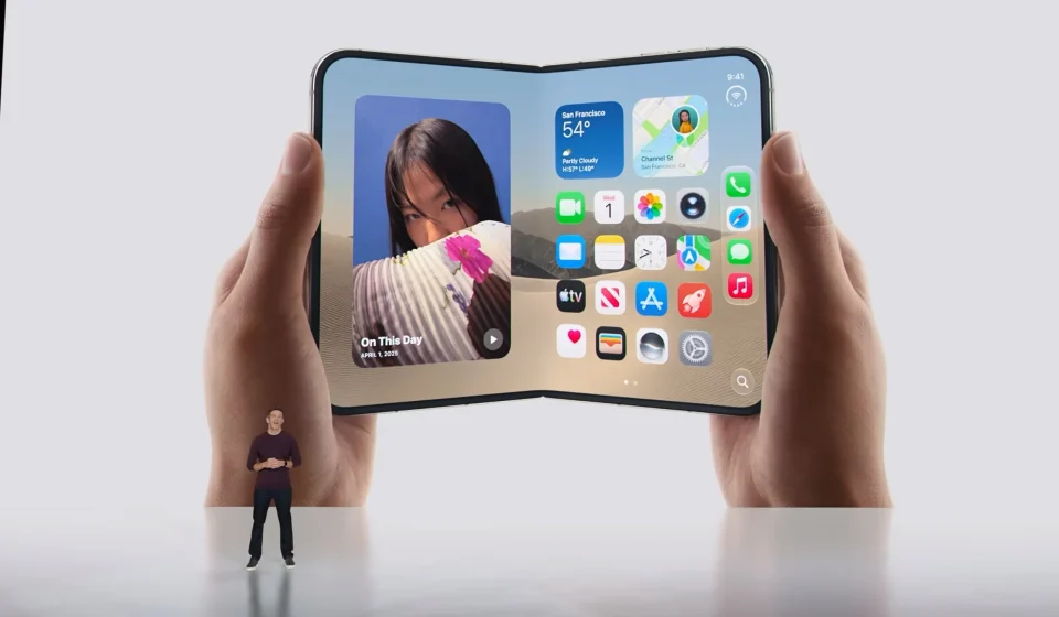 Tim Cook bailed out just in time to avoid the iPhone Duo quagmire
