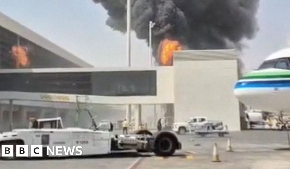 Saudi minister promises 'serious response' to Houthi attacks on airports – BBC News Africa