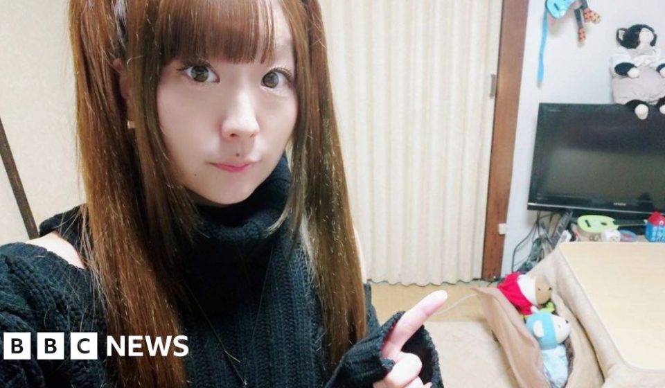 'I live with a ghost': Japan's haunted houses attract bargain hunters - BBC News Africa