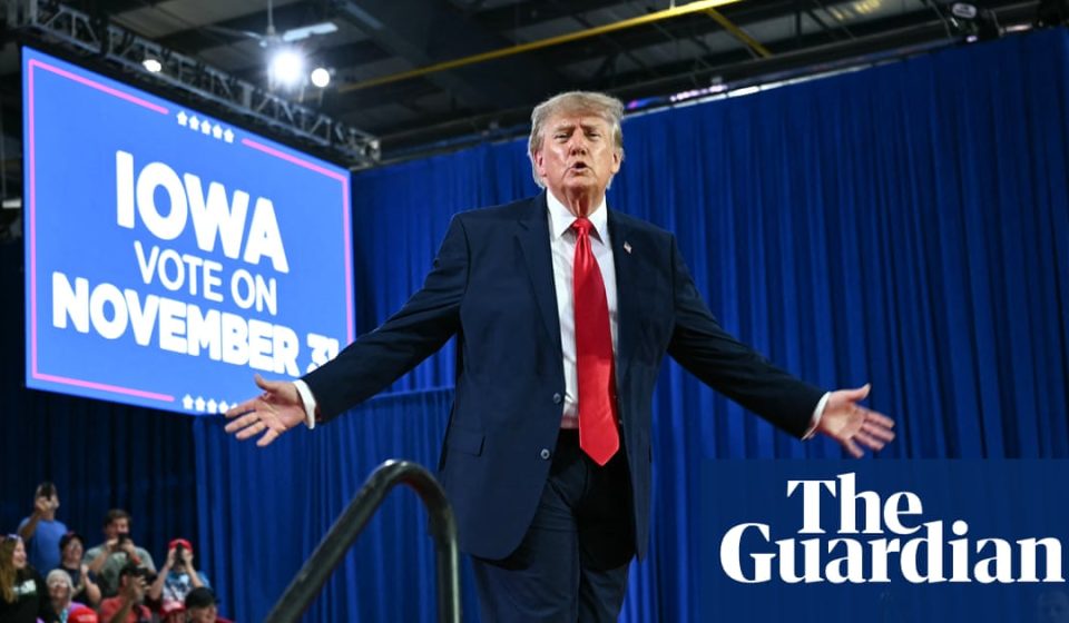 Trump again invokes claim he has 'right' to run for third presidential term | Donald Trump