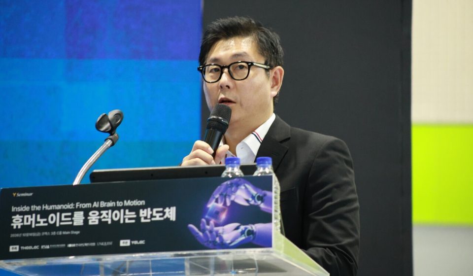 Intel VP Confirms Razor Lake-AX Will Reach 700 TOPS and Launch in 2028, 3.88 Times the AI ​​Compute of Panther Lake