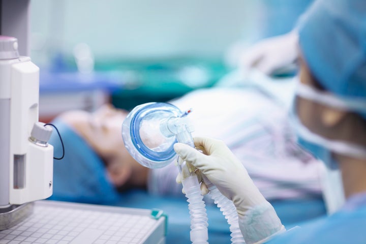 Do redheads react differently to anesthesia? Do redheads react differently to anesthesia?