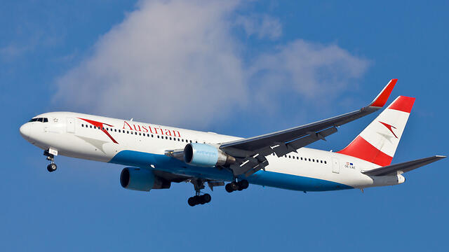 Austrian Airlines flight from Tel Aviv to Vienna lands in Sofia after bomb blast