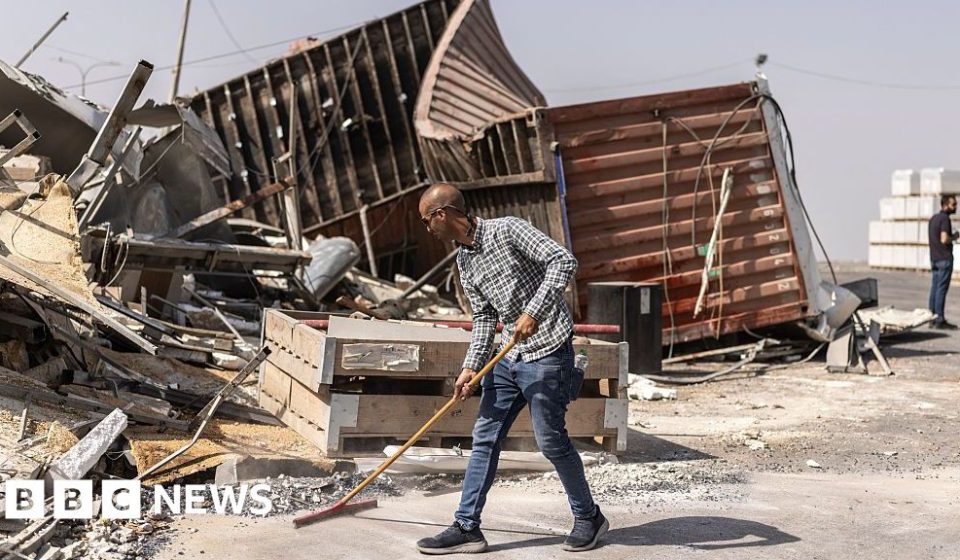 Palestinian families displaced as Israeli forces demolish their homes in Hebron, local officials say - BBC