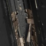 Hinge Damage Could Be Cause of iPhone Duo Screen Cracks