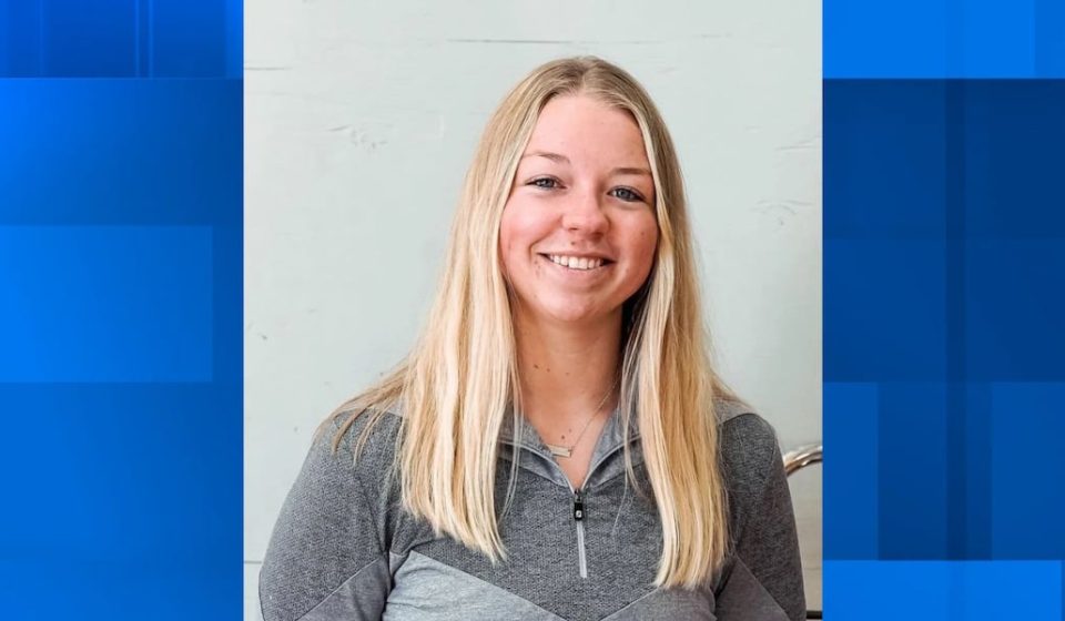 Teacher who fought off gunman at Bend elementary school issues statement