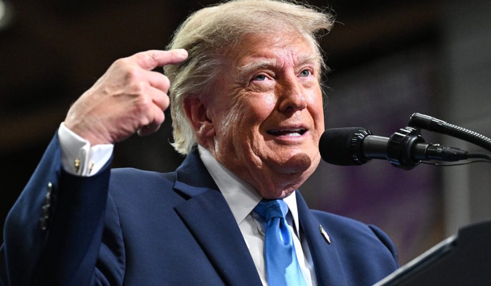 Trump uses derogatory slurs in campaign message, Kamala Harris rallies Democratic voters: live updates Trump uses derogatory slurs in campaign message, Kamala Harris rallies Democratic voters: live updates