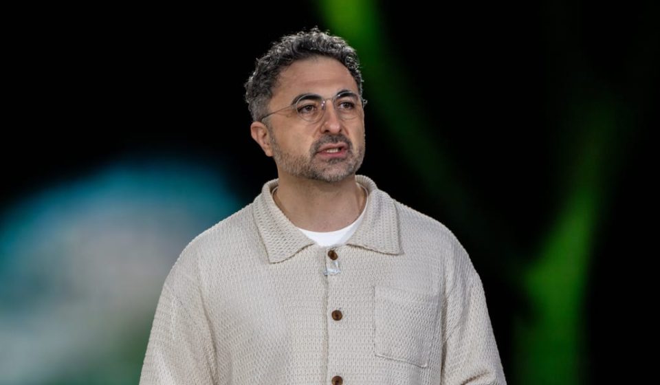 Microsoft AI CEO says new model beats OpenAI by using less compute