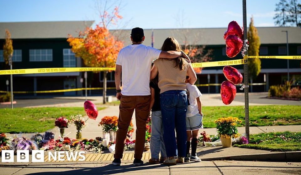 Oregon teacher fought off school attacker before gunman father shoots suspect 'multiple times' - BBC News Africa