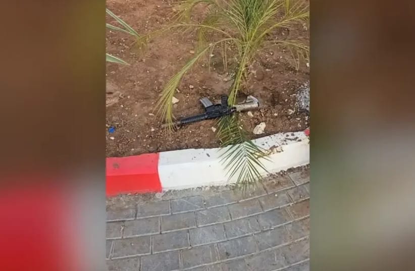 After shooting injures five people in West Bank, Benjamin Netanyahu blocks travel