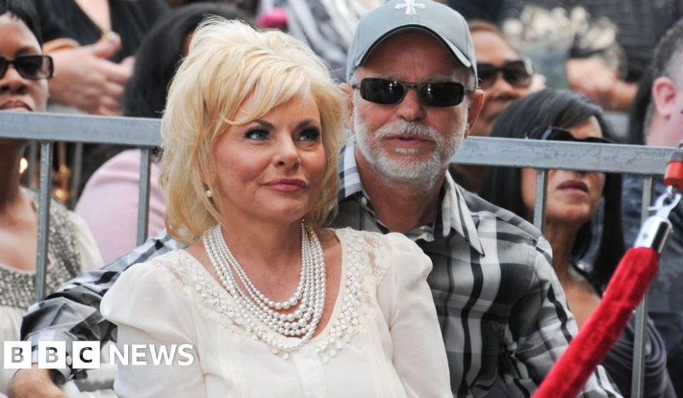 American televangelist Jim Bakker, disgraced by sex scandal and fraud, dies at 86 - BBC News Africa