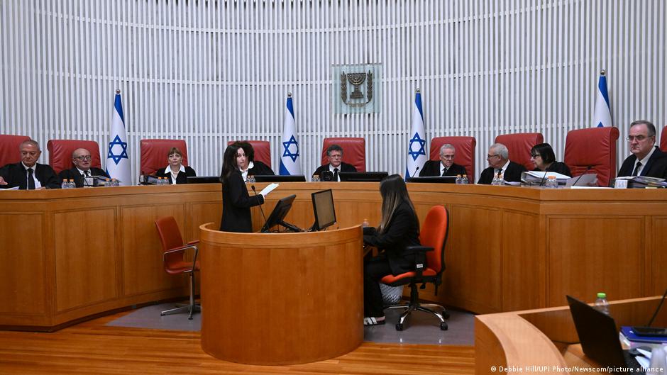 Israel's highest court allows Arab parties to run in elections