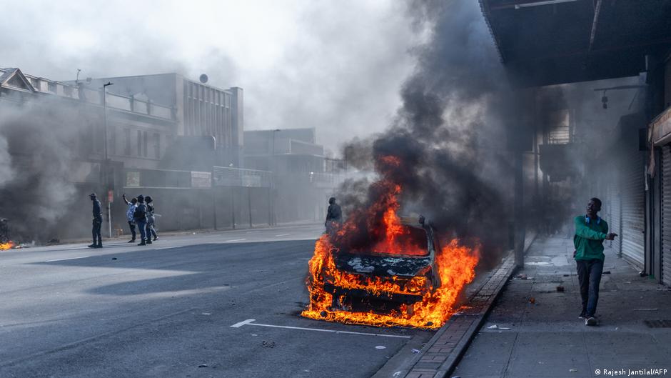 South Africa withdraws asylum directive after violent protests