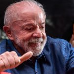 Brazil will shorten its work week to win over Lula before the second round