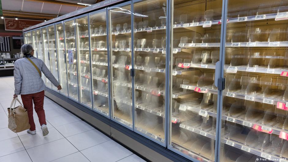 French supermarkets targeted by massive defrosting cyberattack French supermarkets targeted by massive defrosting cyberattack
