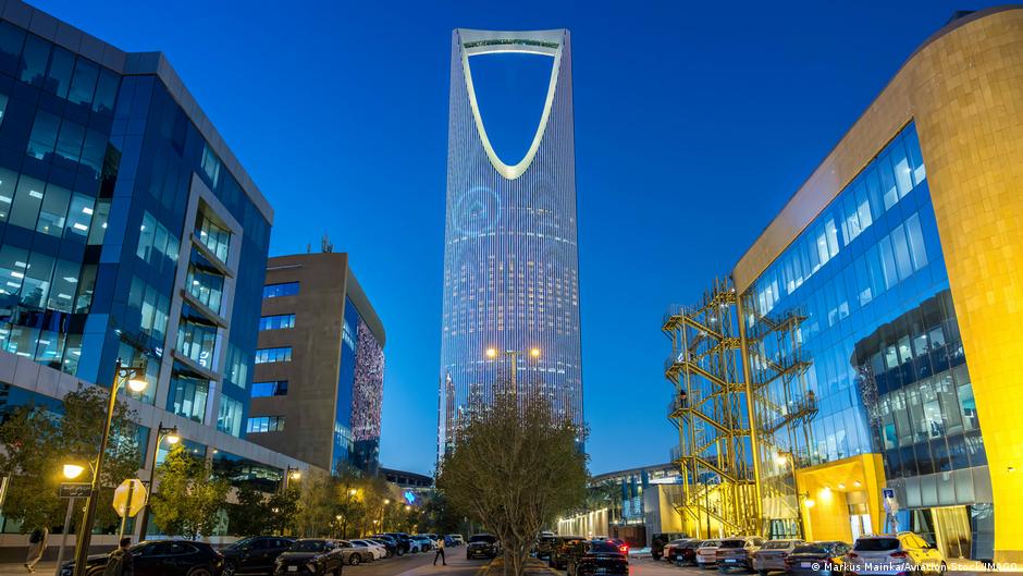 Saudi Arabia: skyscraper employees will work from home