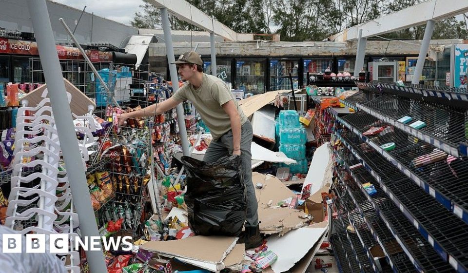 Four dead and thousands left without power after Hurricane Isaias hits US - BBC News Africa