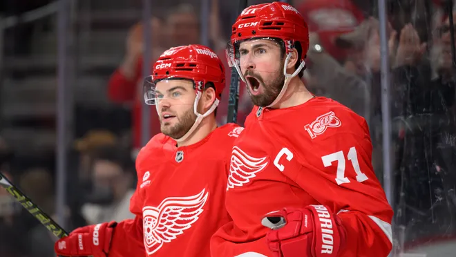 Dylan Larkin chooses to sit and is suspended by the Red Wings