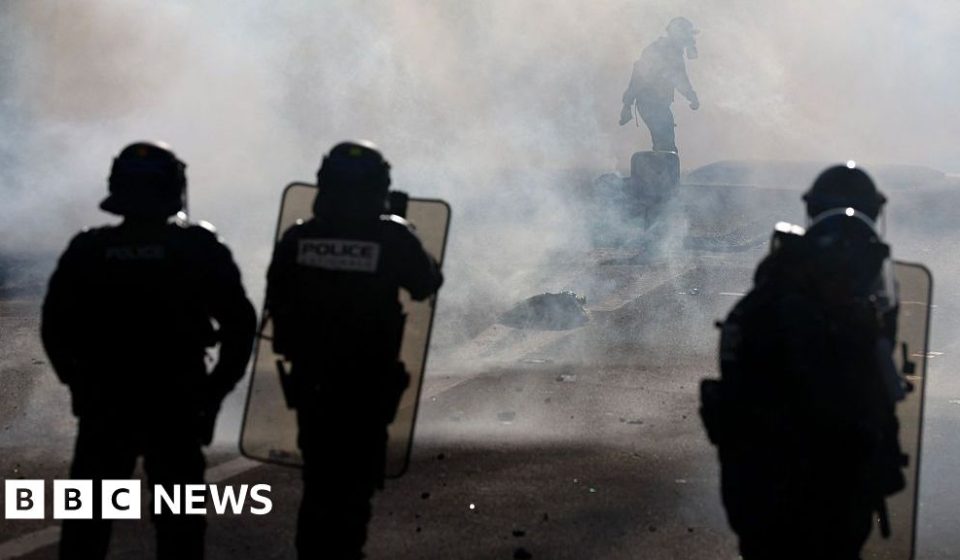 Teenager's hand torn off during confrontation between French school protesters and police - BBC