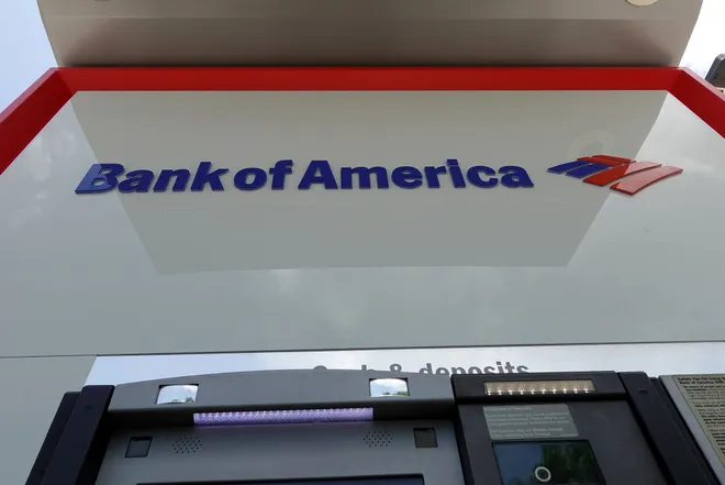 A man finds $128,000 in a bank ATM. He then did this