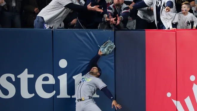 Yankees 'broke the clubhouse' after MLB playoff sweep against Rays