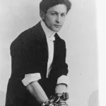100 years ago on Halloween, Houdini couldn't escape his death in Detroit - Detroit Free Press