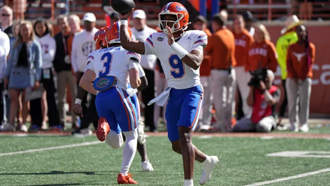 Texas can't bet its future on Arch Manning. Steve Sarkisian finally sees it