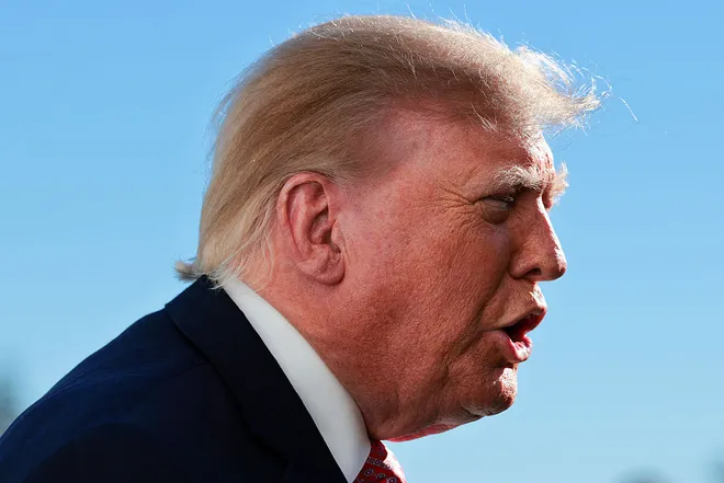 Trump's approval rating hits new career low: Reuters/Ipsos poll