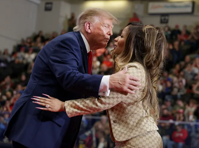Trump praises Nicki Minaj's 'nice' butt at Michigan rally
