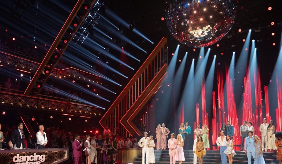 Anger and tension on the set of “Dancing with the Stars” following the elimination of Britt Stewart Anger and tension on the set of “Dancing with the Stars” following the elimination of Britt Stewart