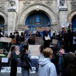 School protests in France: hundreds of schools closed and 40 principals injured