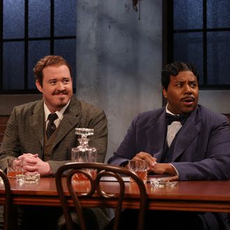 Kenan Thompson wants a 'real talk' with Shane Gillis