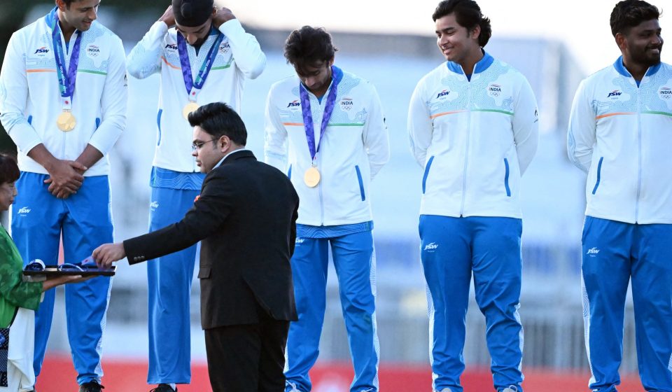 No handshake and delayed ceremony as India beat Pakistan in Asian Games | Cricket