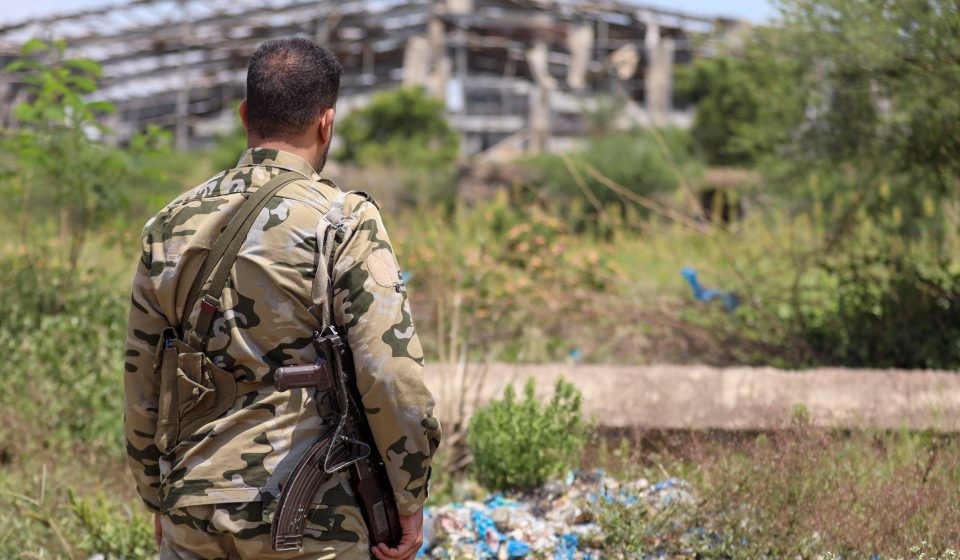 Yemen government forces claim to have retaken Moka from Houthis | Conflict News