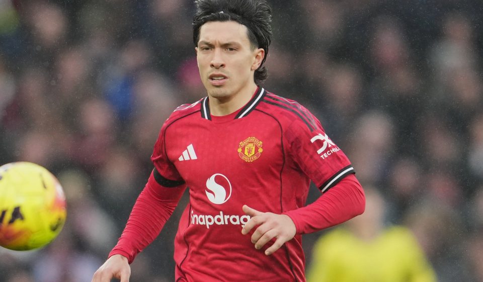 Man United's Martinez apologizes for outburst after talks with Carrick | Soccer