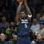 Anthony Edwards needs knee surgery and could miss two months